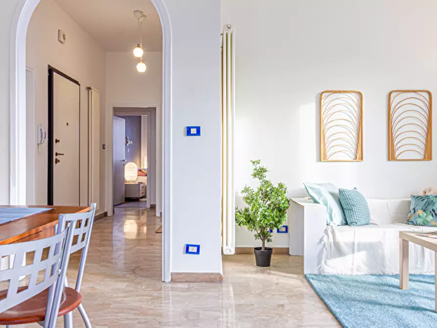 Immagine 10 di Appartamento in vendita  in VIA PORRETTANA a Casalecchio Di Reno