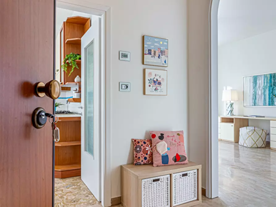 Immagine 15 di Appartamento in vendita  in VIA PORRETTANA a Casalecchio Di Reno