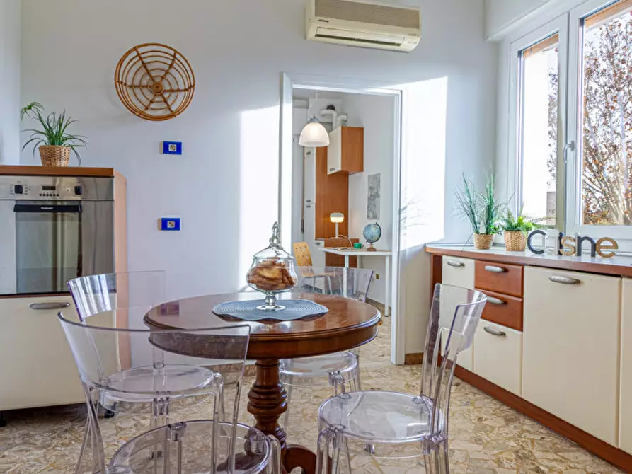 Immagine 18 di Appartamento in vendita  in VIA PORRETTANA a Casalecchio Di Reno