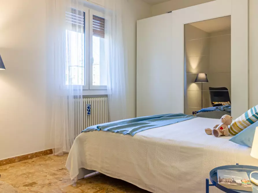 Immagine 42 di Appartamento in vendita  in VIA PORRETTANA a Casalecchio Di Reno