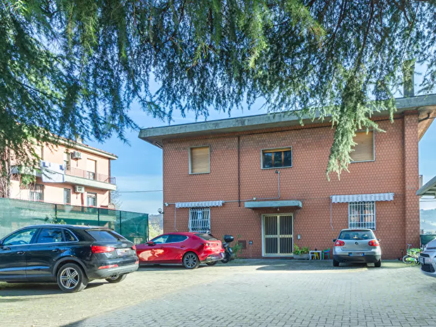 Immagine 48 di Appartamento in vendita  in VIA PORRETTANA a Casalecchio Di Reno