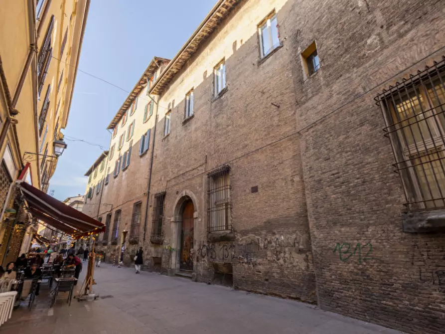 Immagine 1 di Appartamento in vendita  in via delle moline 1 a Bologna