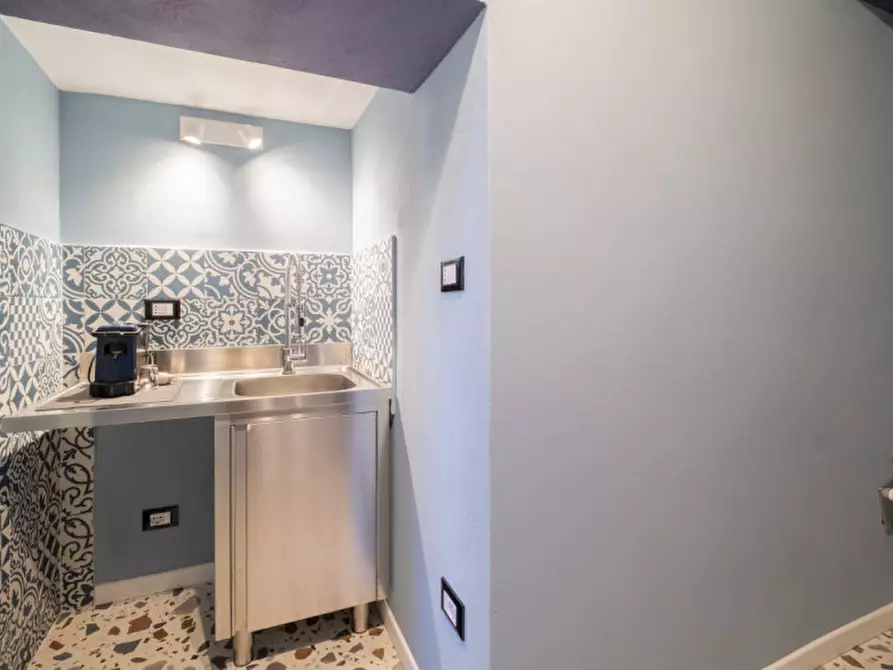 Immagine 22 di Appartamento in vendita  in via delle moline 1 a Bologna