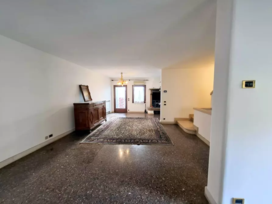 Immagine 20 di Appartamento in vendita  in VIA SAVONAROLA a Padova