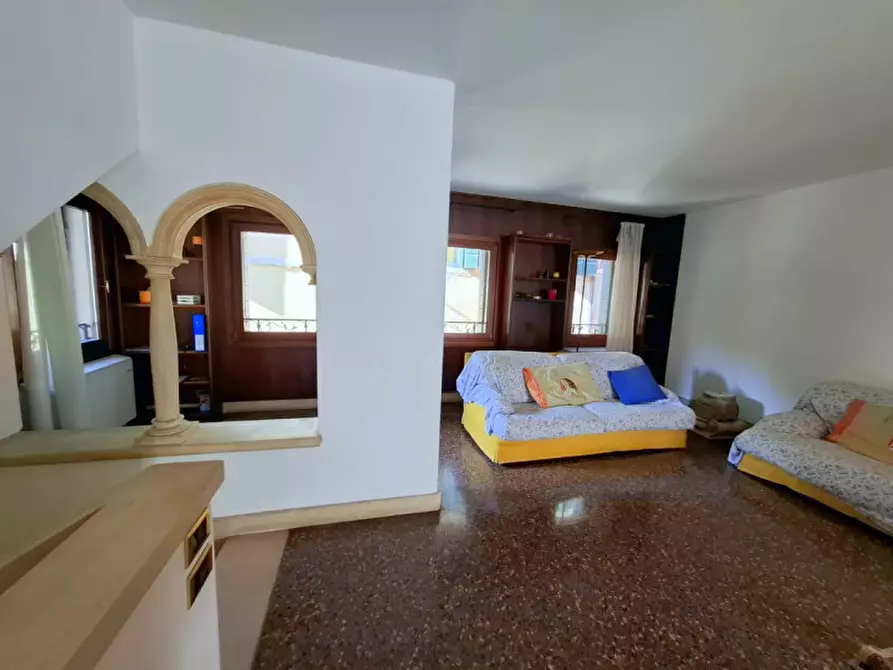 Immagine 48 di Appartamento in vendita  in VIA SAVONAROLA a Padova