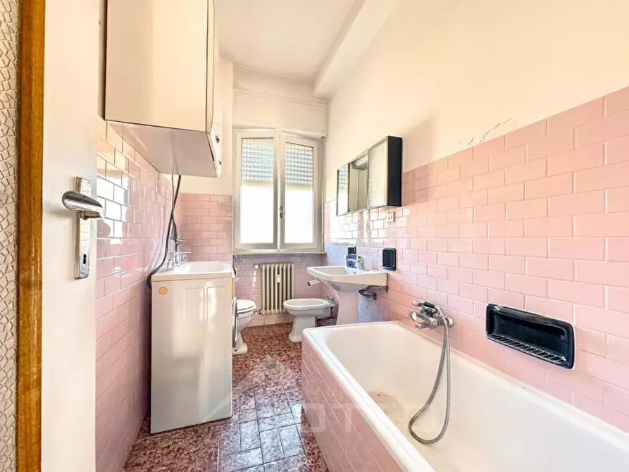 Immagine 13 di Appartamento in vendita  in via xxv luglio,15 a Romagnano Sesia