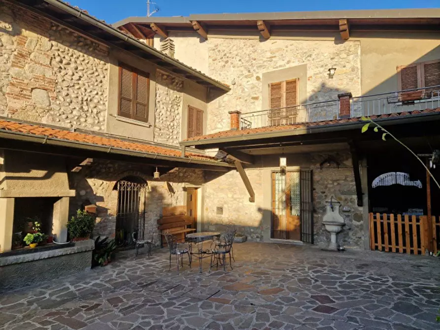 Immagine 1 di Rustico / casale in vendita  in Via Balucanti, 8 a Erbusco