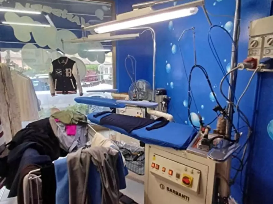 Immagine 7 di Attività commerciale in vendita  in Varano de' Melegari a Varano De' Melegari