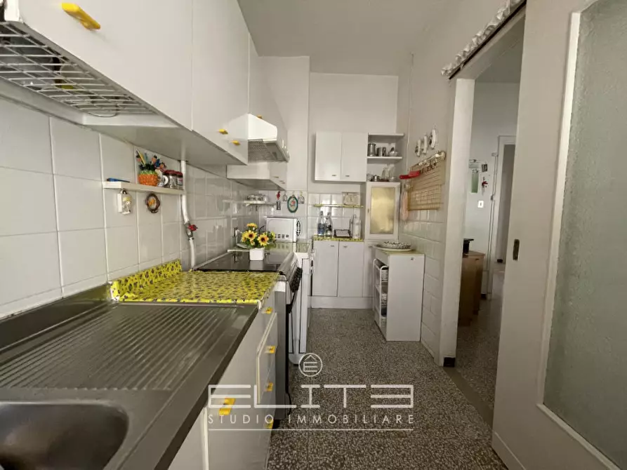 Immagine 15 di Appartamento in vendita  in VIA PATRIZI a Ancona