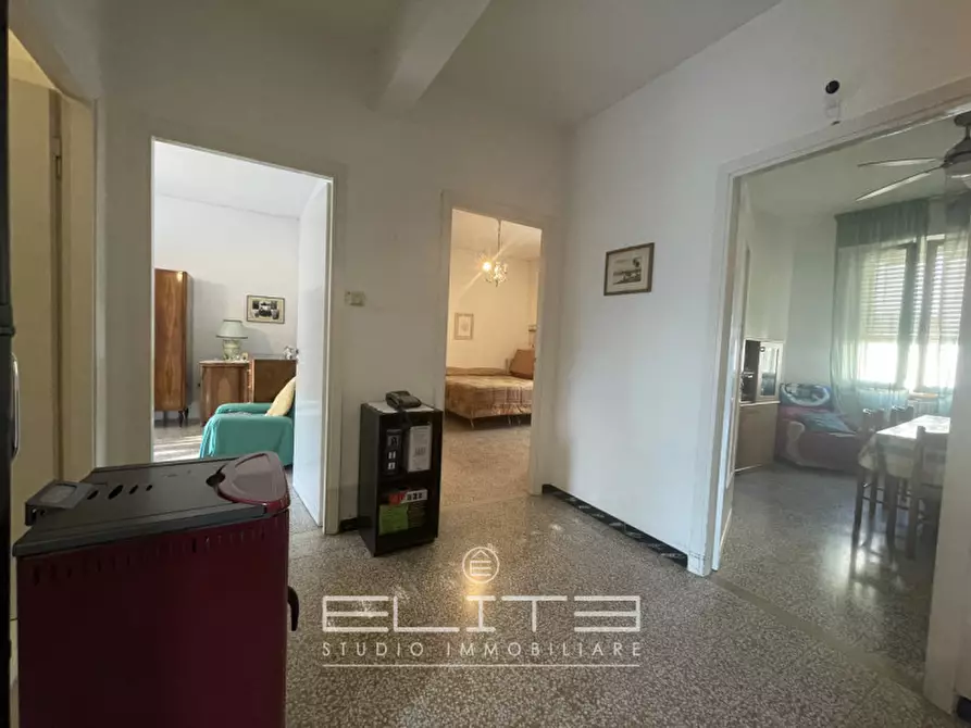Immagine 17 di Appartamento in vendita  in VIA PATRIZI a Ancona