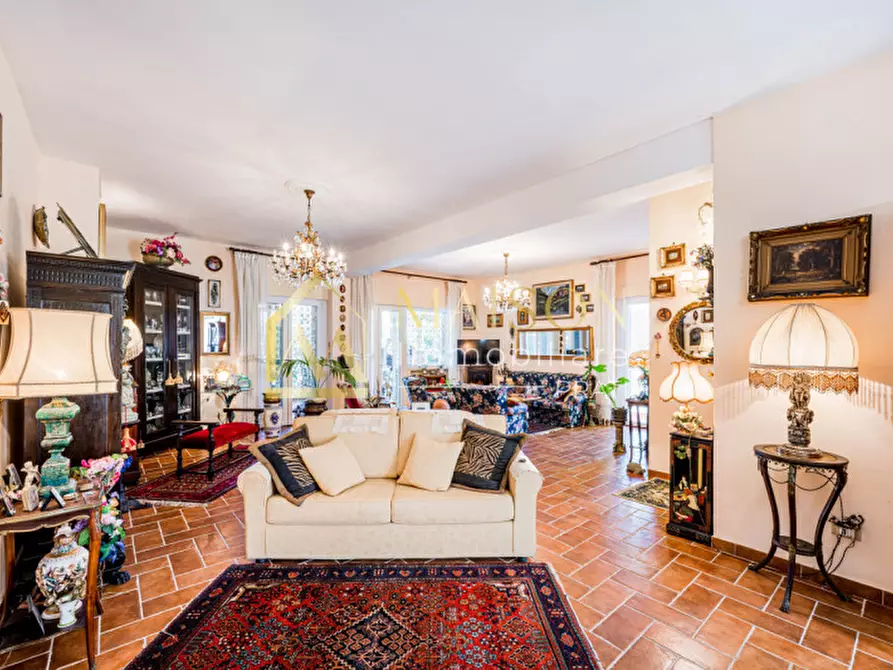 Immagine 4 di Appartamento in vendita  in Via Cola di Rienzo a Roma