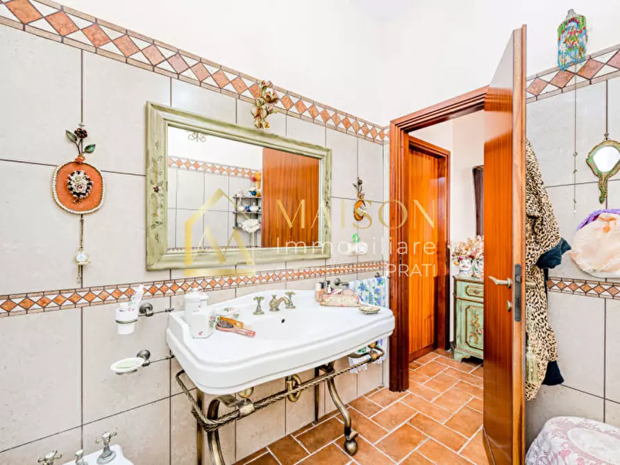 Immagine 21 di Appartamento in vendita  in Via Cola di Rienzo a Roma