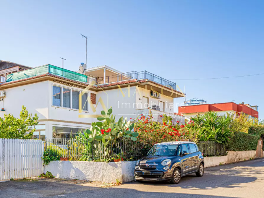 Immagine 42 di Appartamento in vendita  in Via Cola di Rienzo a Roma