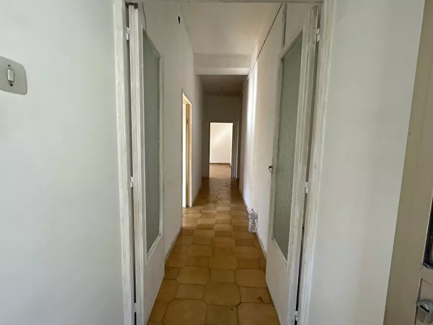 Immagine 14 di Villa in vendita  a Osimo