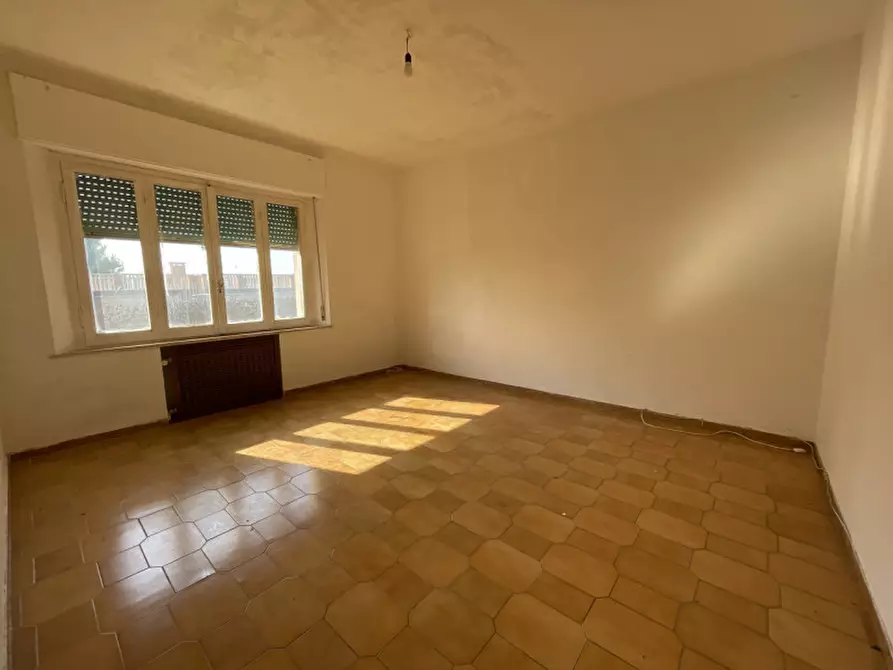 Immagine 16 di Villa in vendita  a Osimo