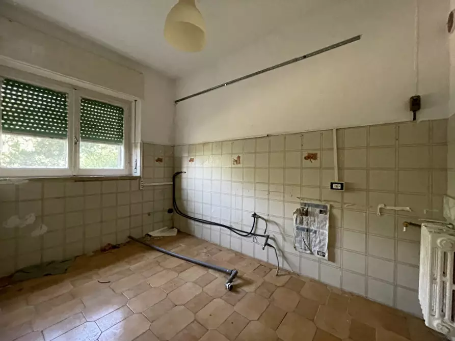 Immagine 18 di Villa in vendita  a Osimo