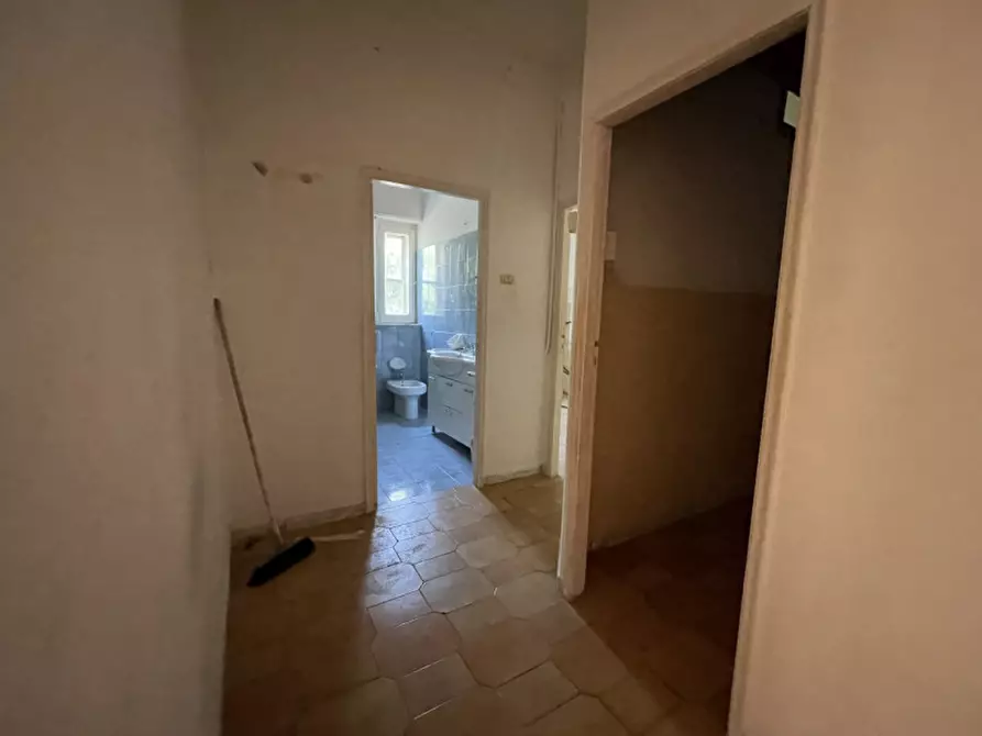 Immagine 19 di Villa in vendita  a Osimo