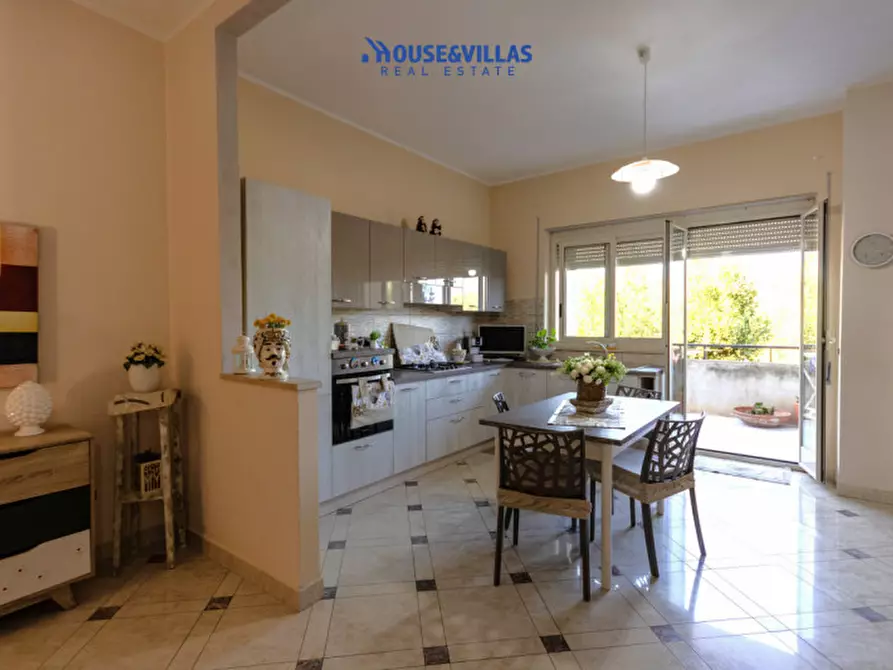 Immagine 9 di Villa in vendita  in Corso Indipendenza a Avola