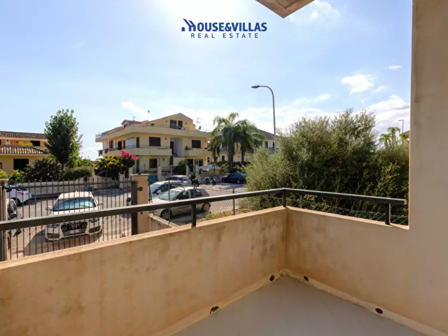 Immagine 16 di Villa in vendita  in Corso Indipendenza a Avola