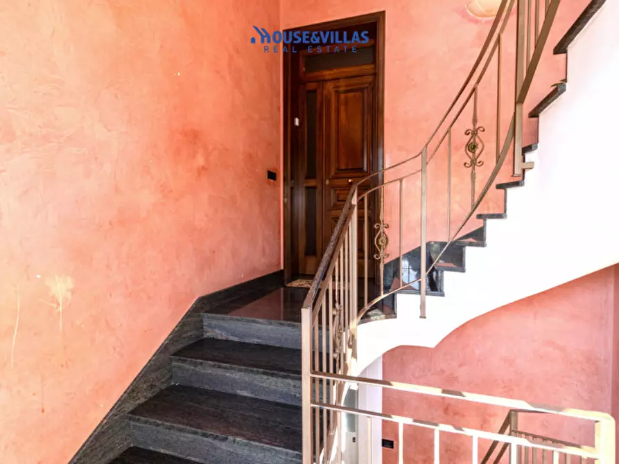 Immagine 25 di Villa in vendita  in Corso Indipendenza a Avola