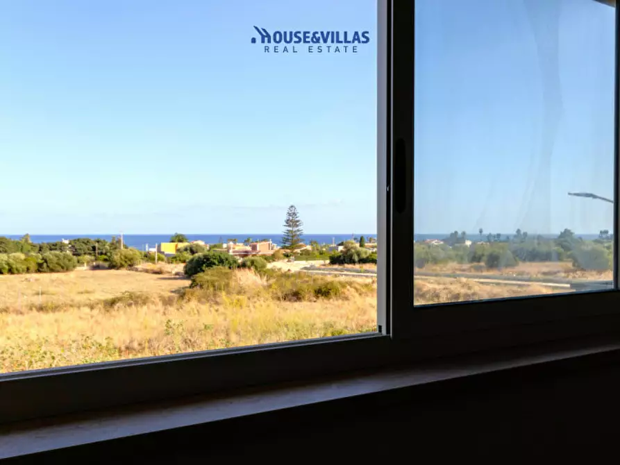 Immagine 34 di Villa in vendita  in Corso Indipendenza a Avola