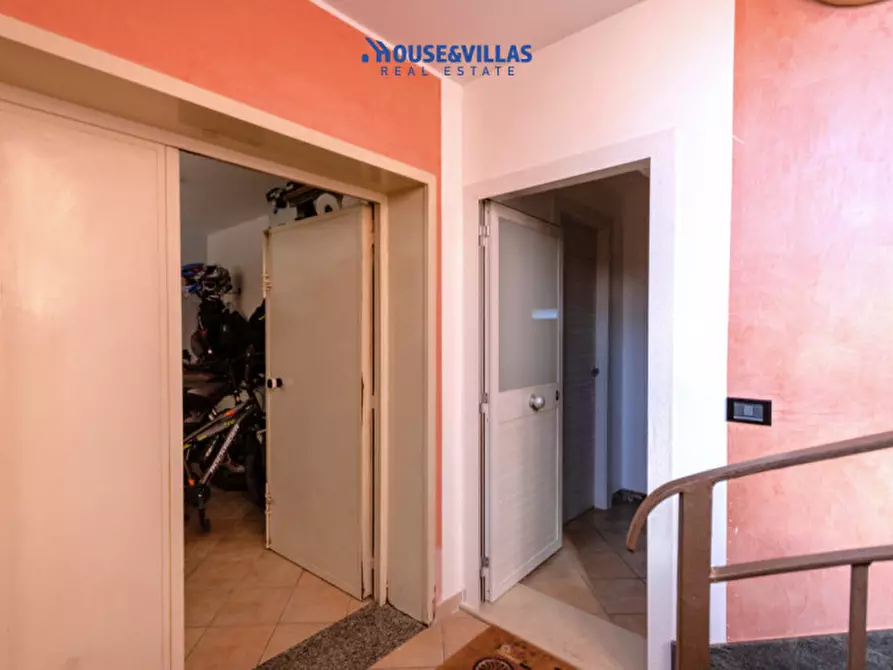 Immagine 41 di Villa in vendita  in Corso Indipendenza a Avola