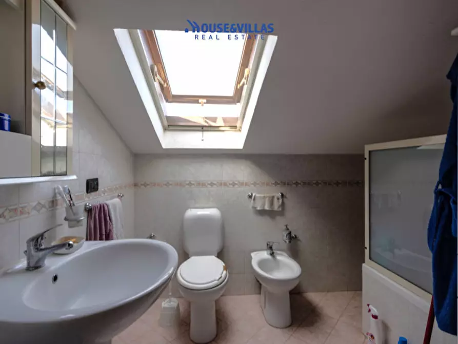 Immagine 57 di Villa in vendita  in Corso Indipendenza a Avola