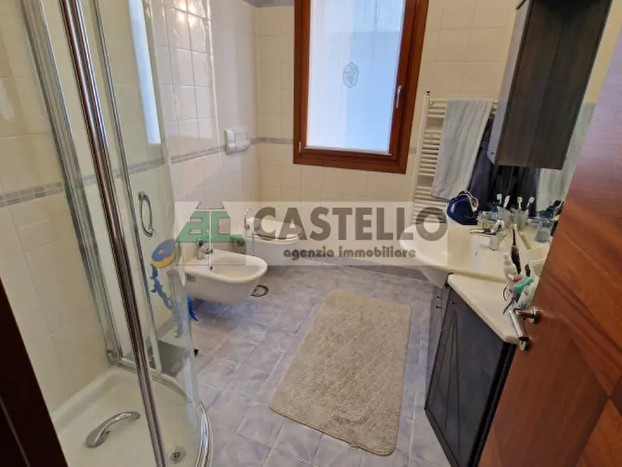 Immagine 11 di Casa bifamiliare in vendita  in Via Caltana 292 a Campodarsego