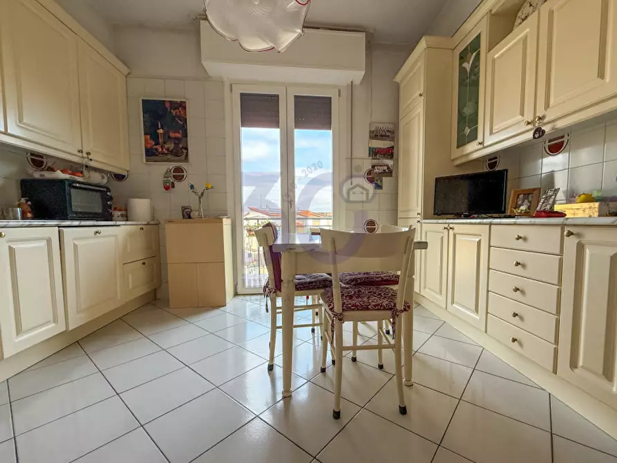 Immagine 5 di Appartamento in vendita  in Belvedere a Arezzo