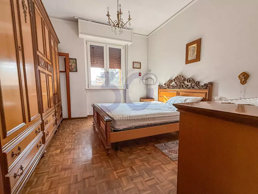 Immagine 11 di Appartamento in vendita  in Belvedere a Arezzo