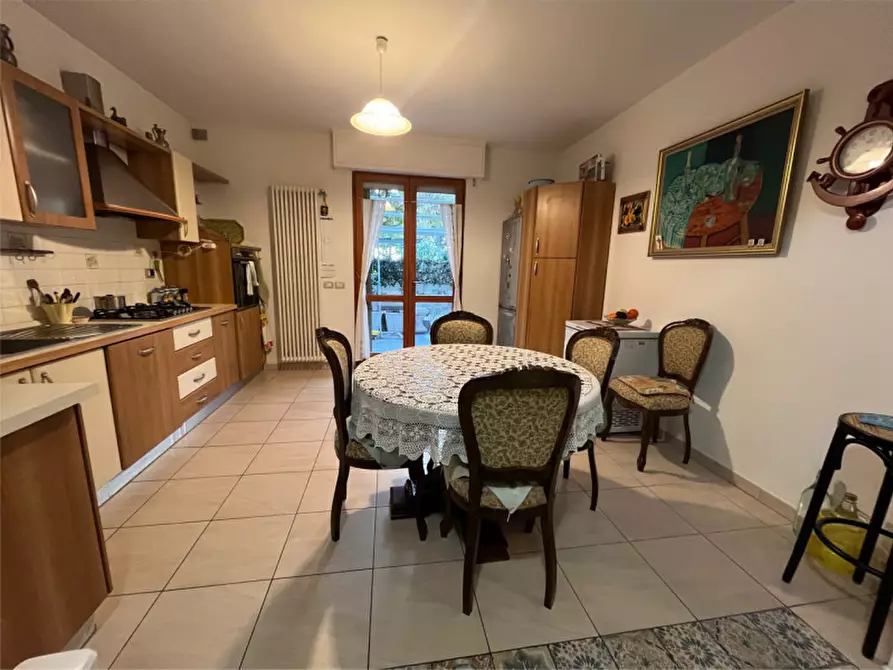 Immagine 1 di Appartamento in vendita  in via Adige a Senigallia