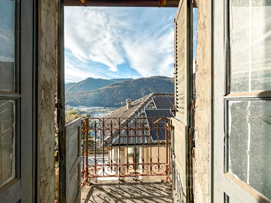 Immagine 4 di Villetta a schiera in vendita  in Regione Ronco 20 a Omegna