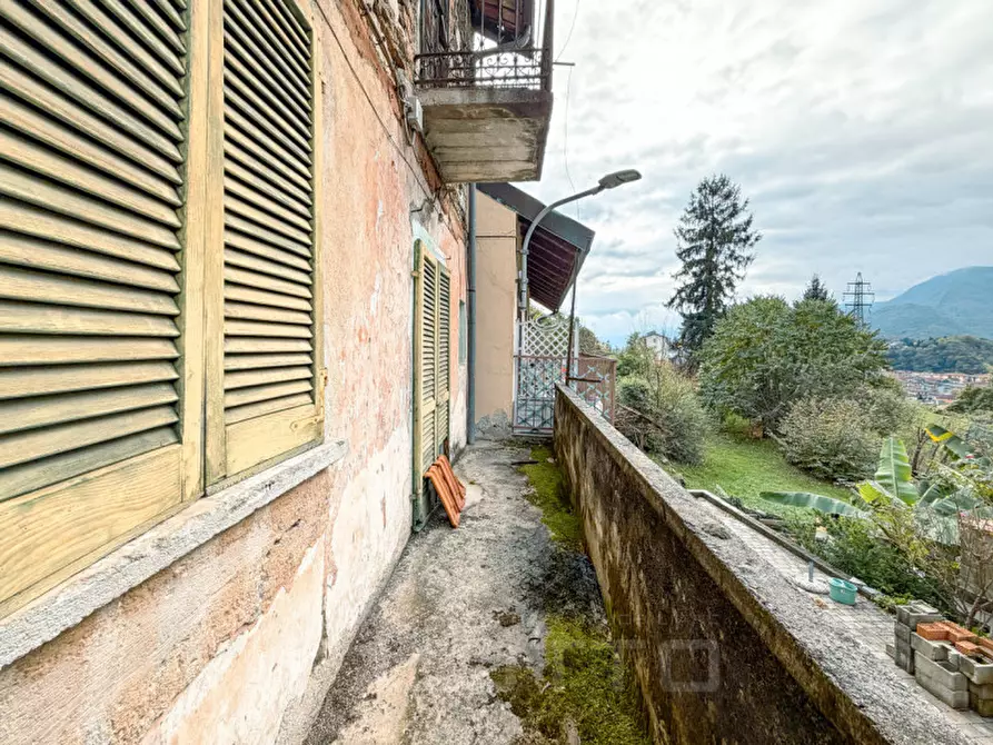 Immagine 9 di Villetta a schiera in vendita  in Regione Ronco 20 a Omegna