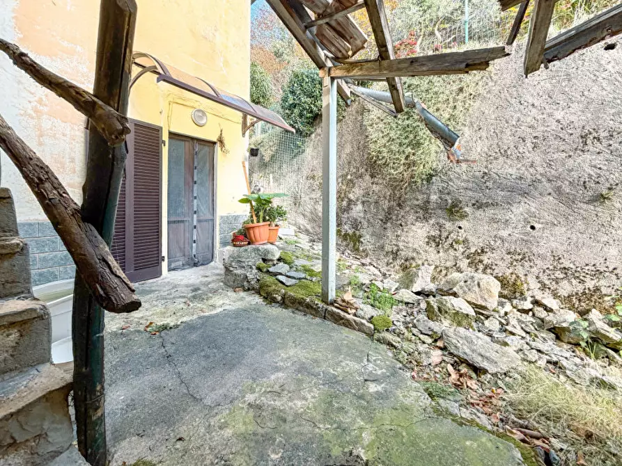 Immagine 11 di Villetta a schiera in vendita  in Regione Ronco 20 a Omegna