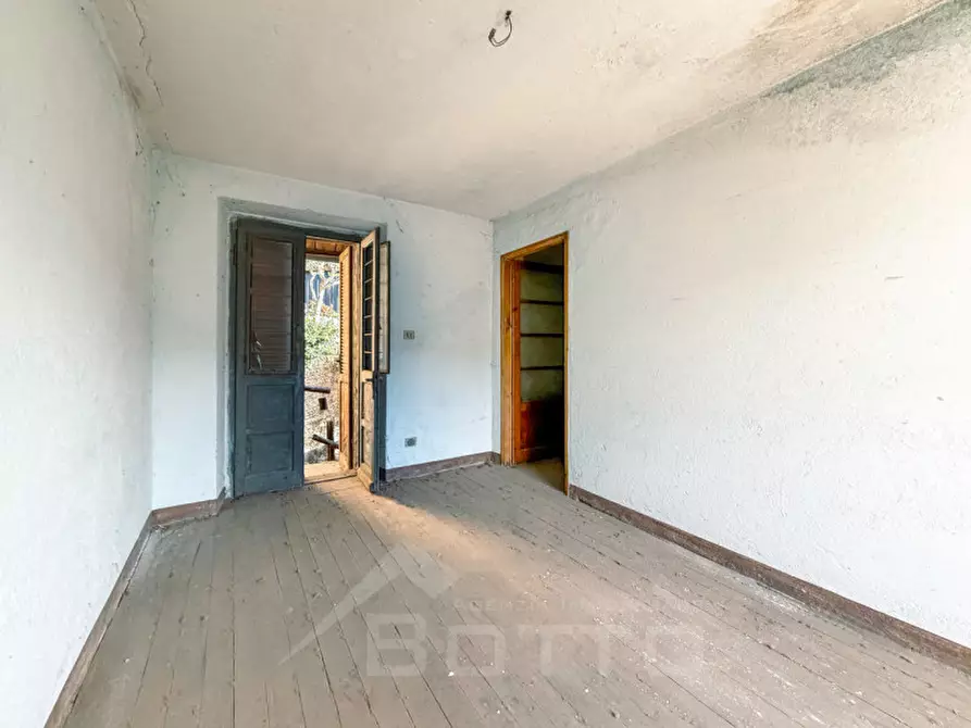 Immagine 14 di Villetta a schiera in vendita  in Regione Ronco 20 a Omegna