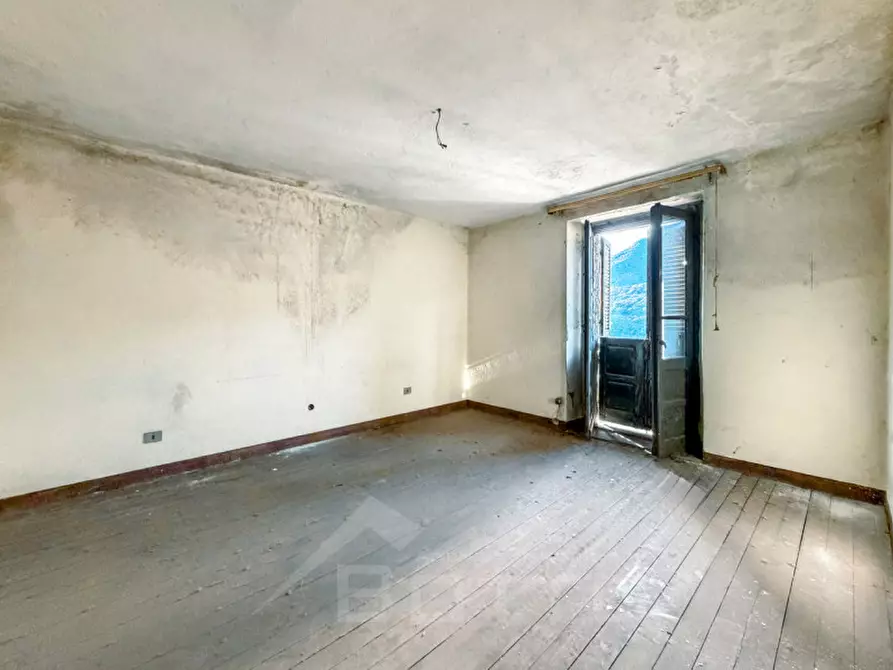 Immagine 15 di Villetta a schiera in vendita  in Regione Ronco 20 a Omegna