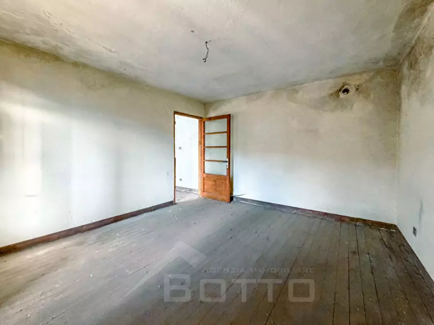 Immagine 16 di Villetta a schiera in vendita  in Regione Ronco 20 a Omegna