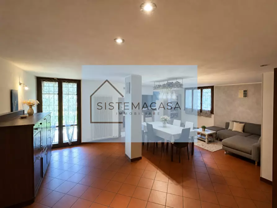 Immagine 5 di Casa bifamiliare in vendita  in Via Arcolaio a Forli'