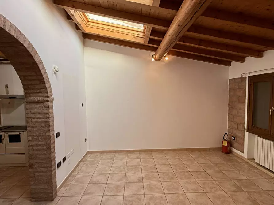 Immagine 4 di Casa bifamiliare in vendita  in via sacca a Montichiari