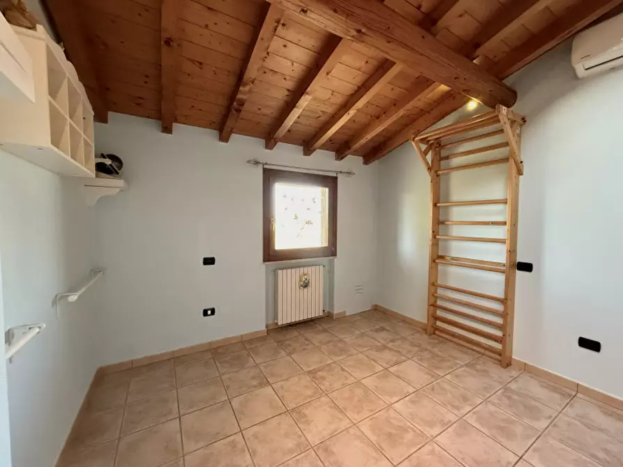 Immagine 10 di Casa bifamiliare in vendita  in via sacca a Montichiari