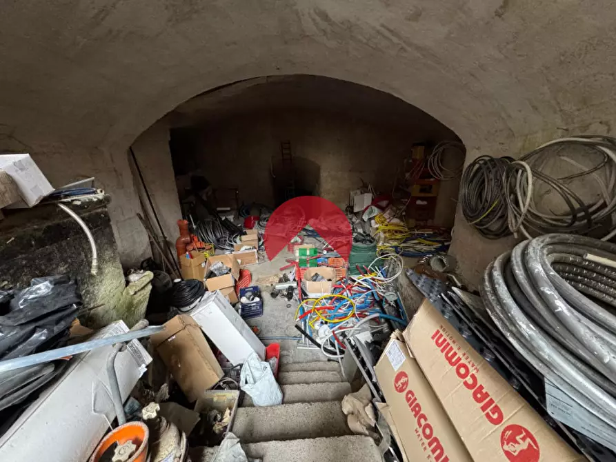 Immagine 10 di Cantina in vendita  in VIA CASALNUOVO a Matera