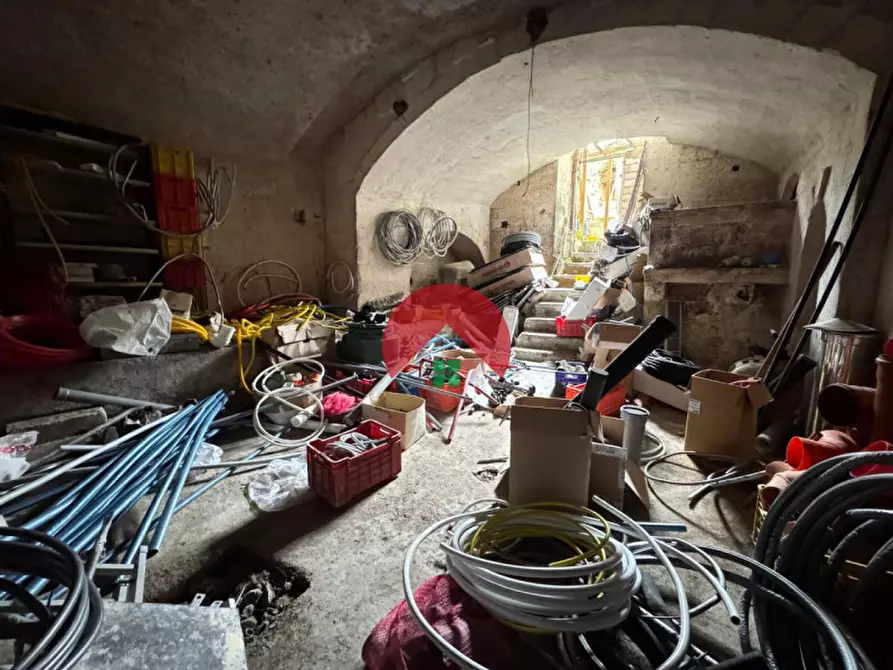 Immagine 12 di Cantina in vendita  in VIA CASALNUOVO a Matera
