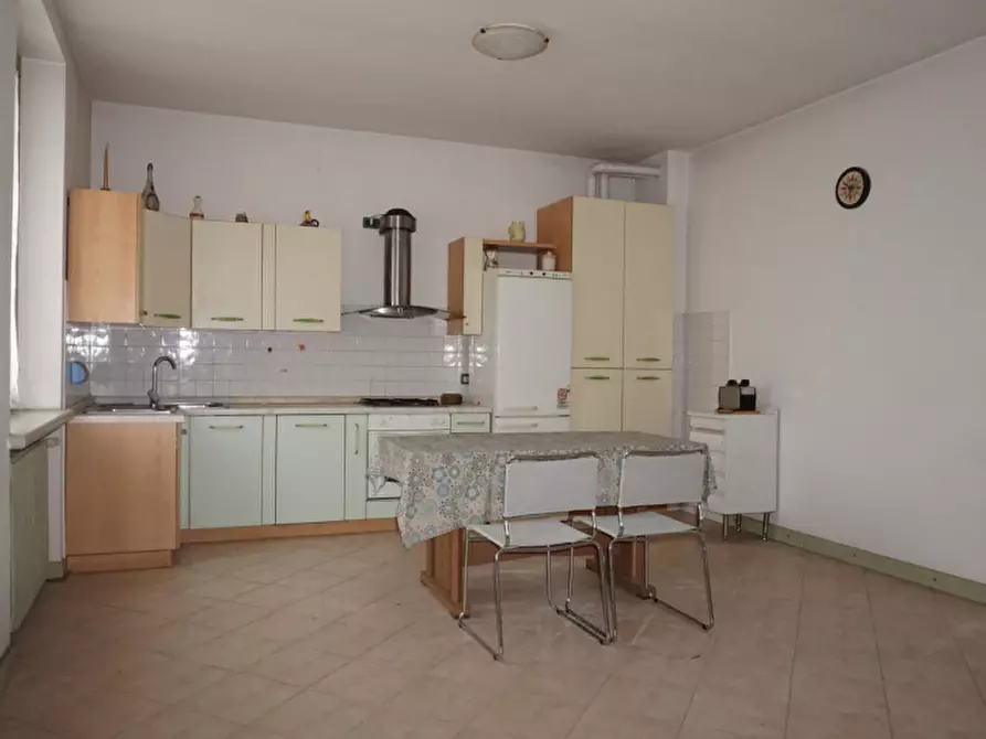 Immagine 9 di Villetta a schiera in vendita  in Via Roma,87 a Torricella Del Pizzo