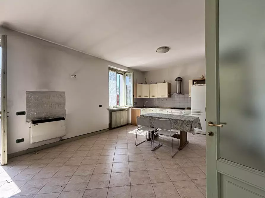 Immagine 8 di Villetta a schiera in vendita  in Via Roma,87 a Torricella Del Pizzo