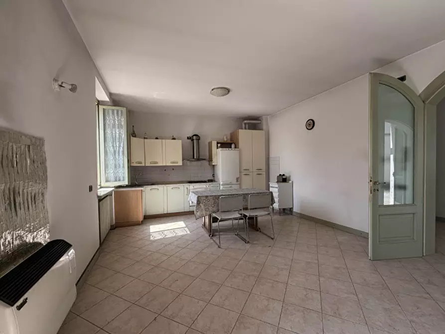 Immagine 10 di Villetta a schiera in vendita  in Via Roma,87 a Torricella Del Pizzo