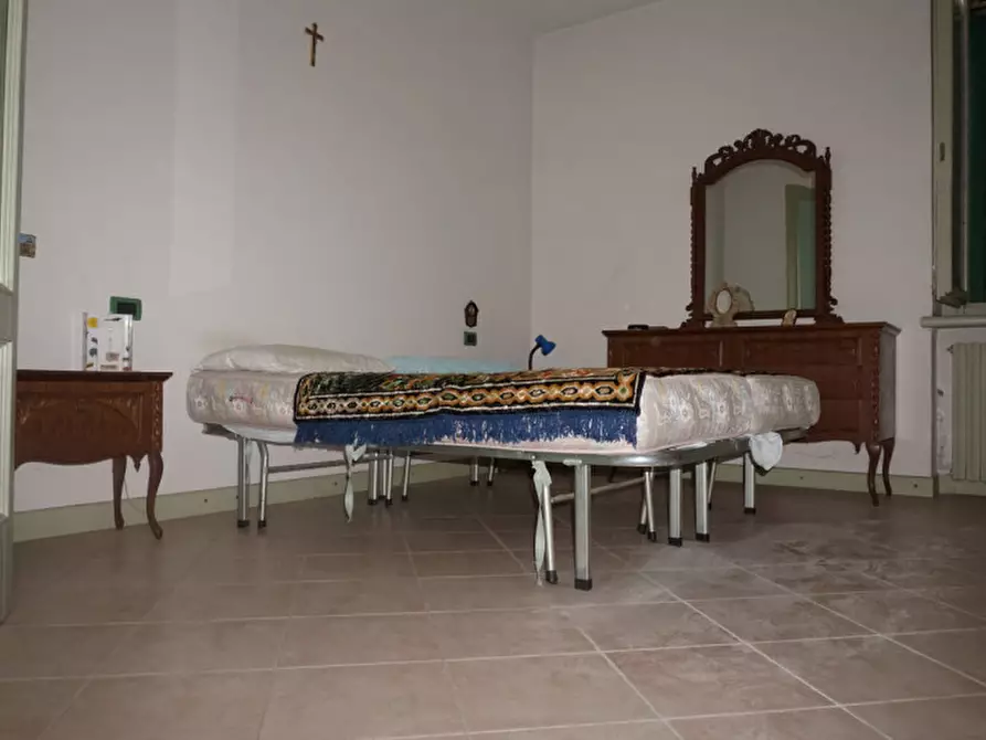 Immagine 17 di Villetta a schiera in vendita  in Via Roma,87 a Torricella Del Pizzo