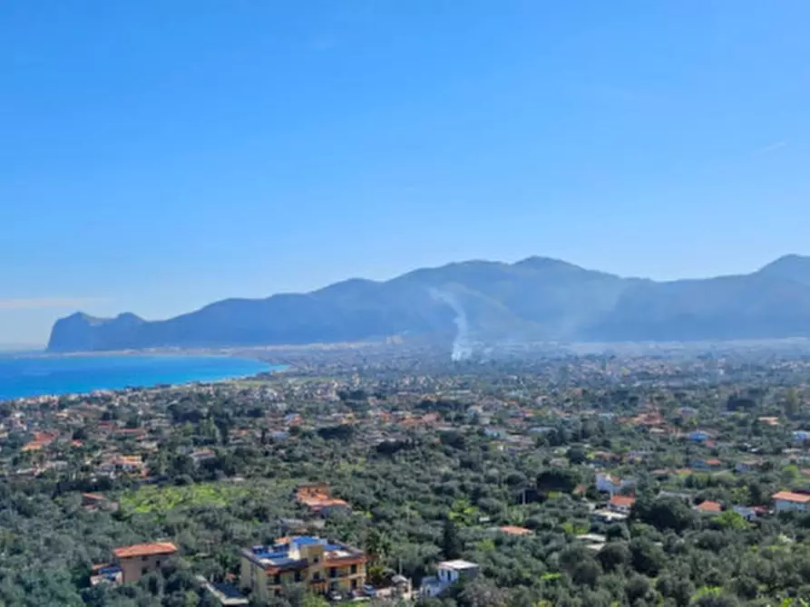 Immagine 2 di Villa in vendita  in Via Svizzera SNC a Carini