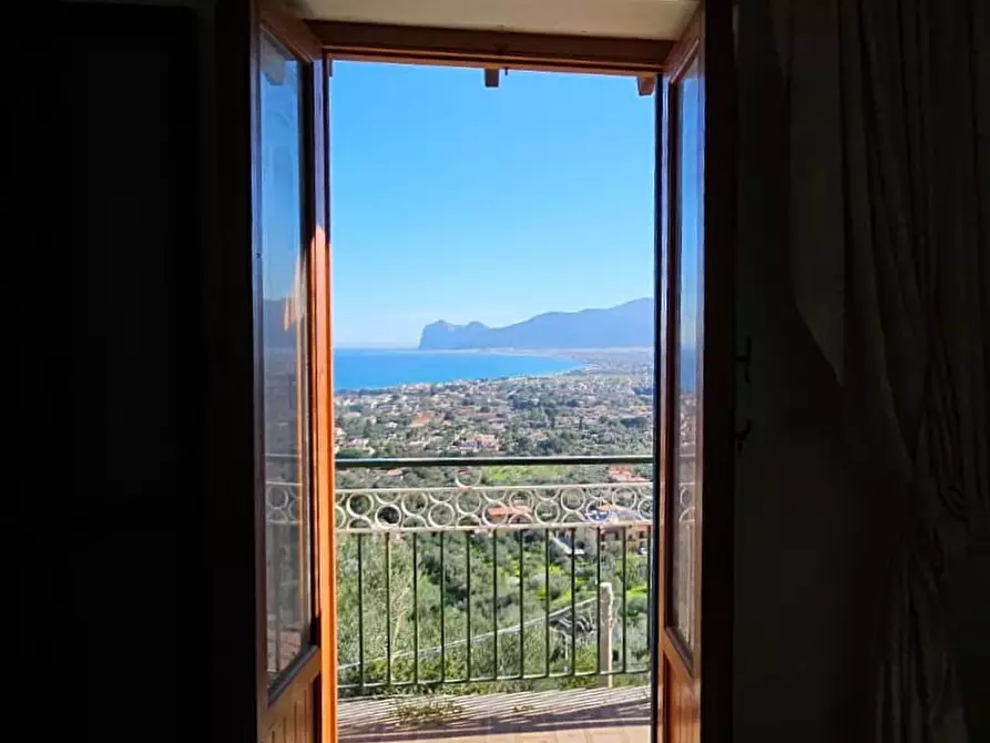 Immagine 12 di Villa in vendita  in Via Svizzera SNC a Carini