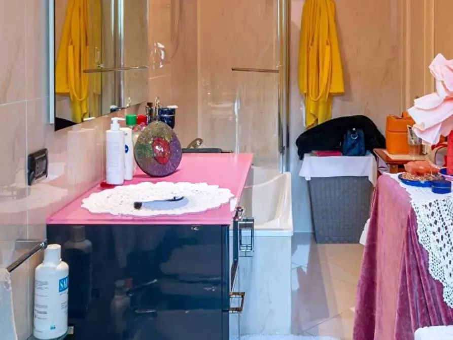 Immagine 10 di Appartamento in vendita  in Via Maria Montessori a Parma