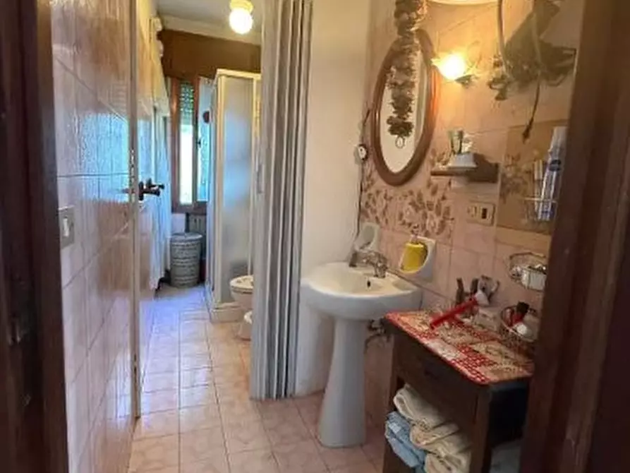 Immagine 9 di Appartamento in vendita  in SANREMO SAN BARTOLOMEO a San Remo